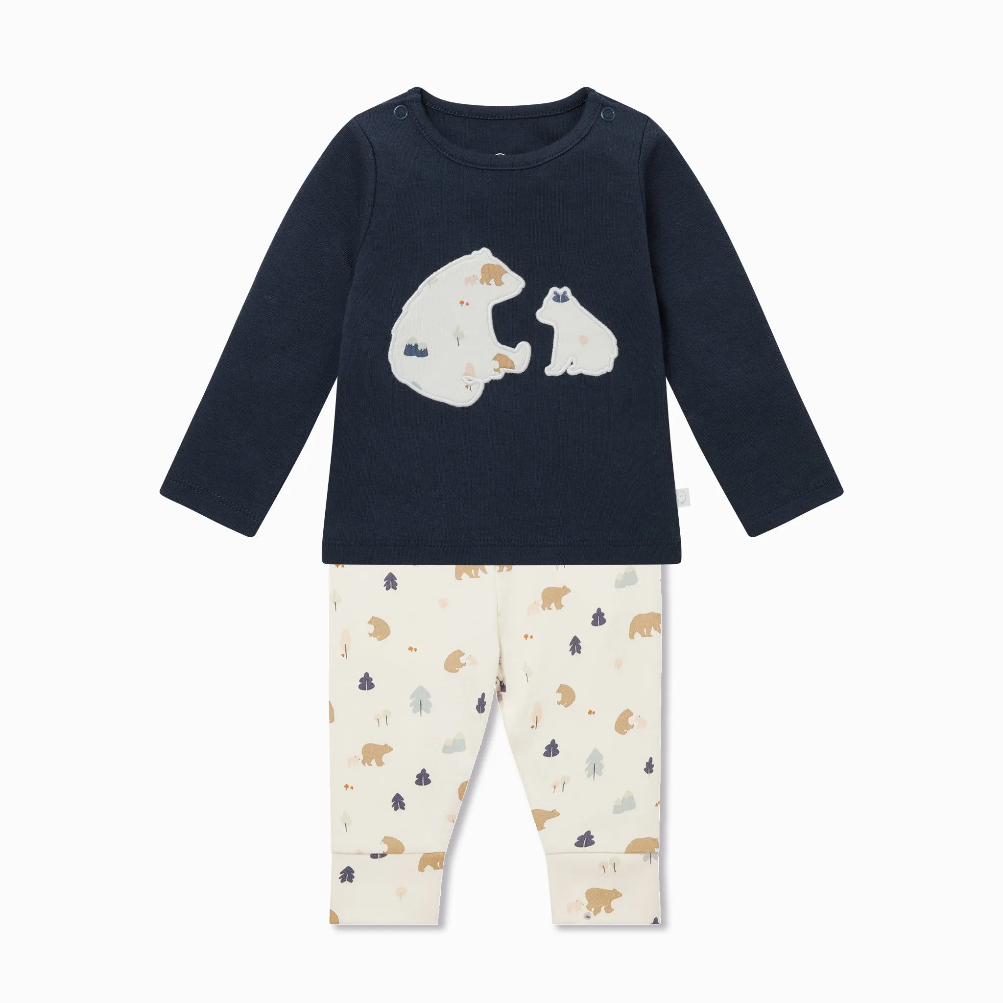 Bear Tee & Leggings Outfit