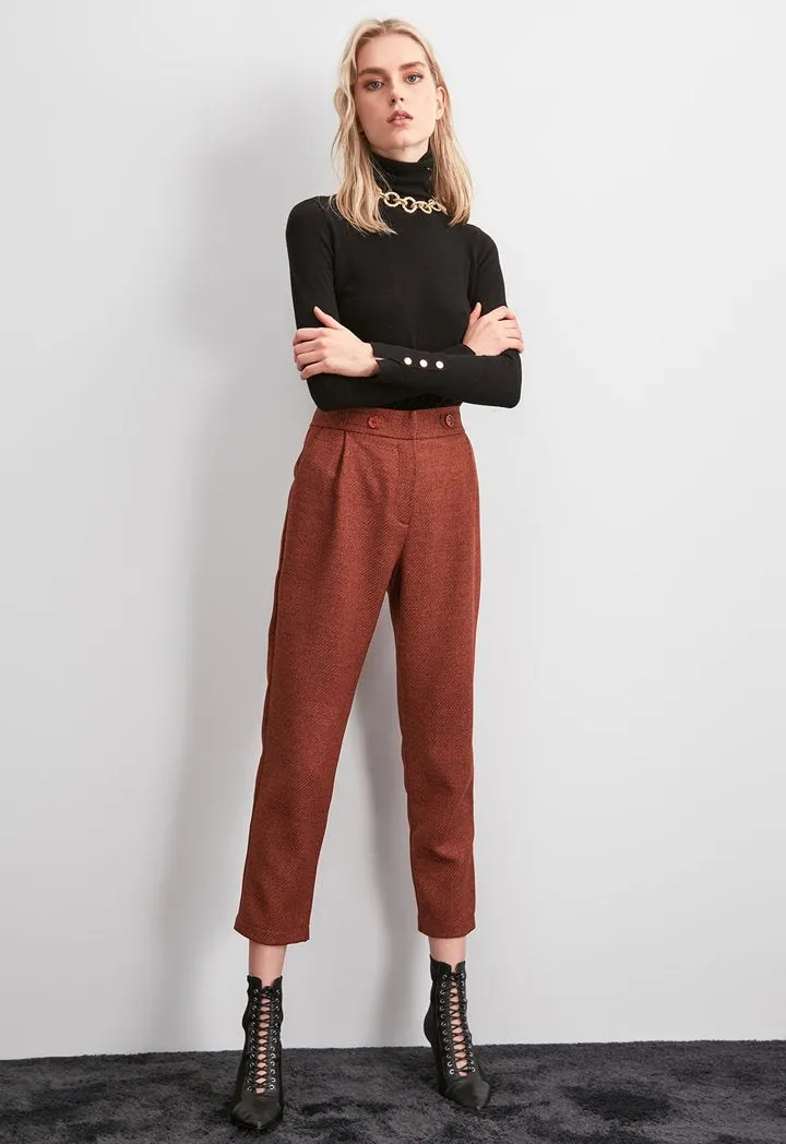 Brick Pocket Detailed Trouser