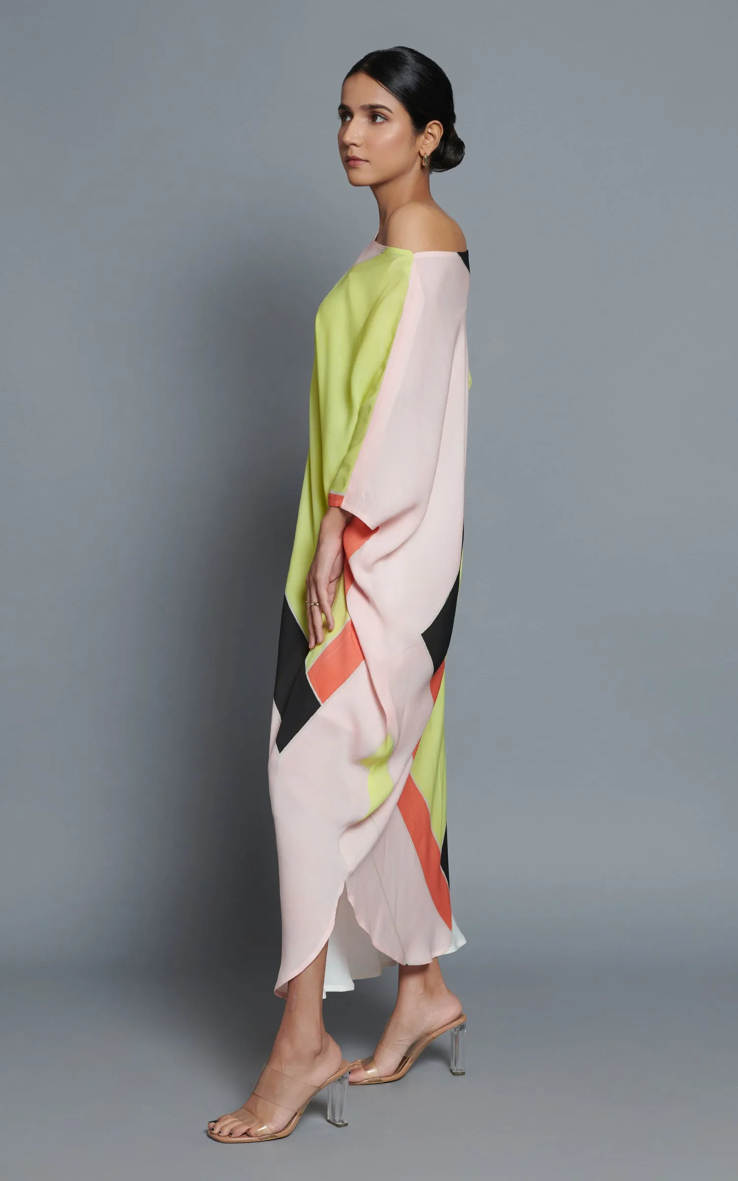 Geometric Printed Drop Shoulder Drape