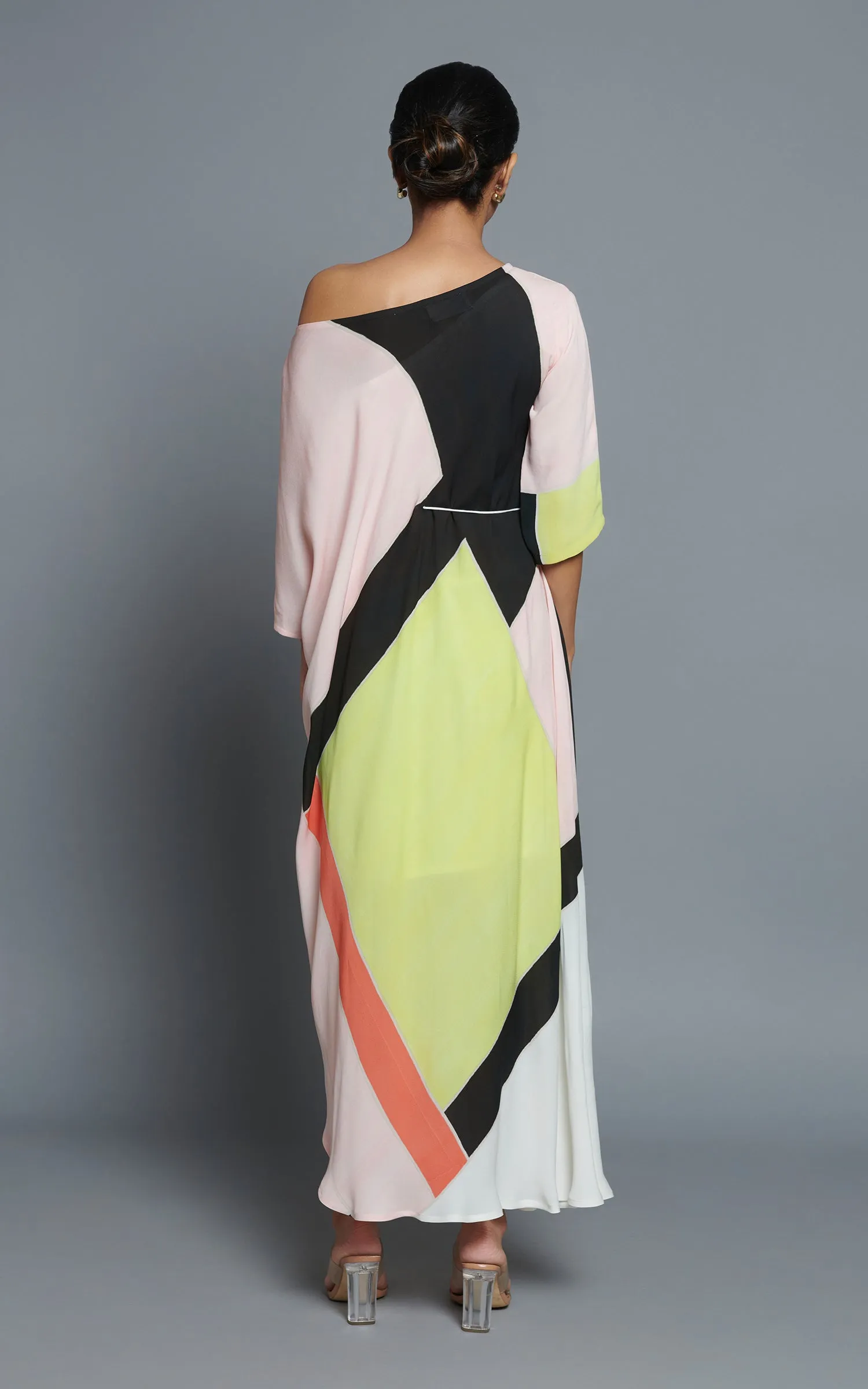 Geometric Printed Drop Shoulder Drape