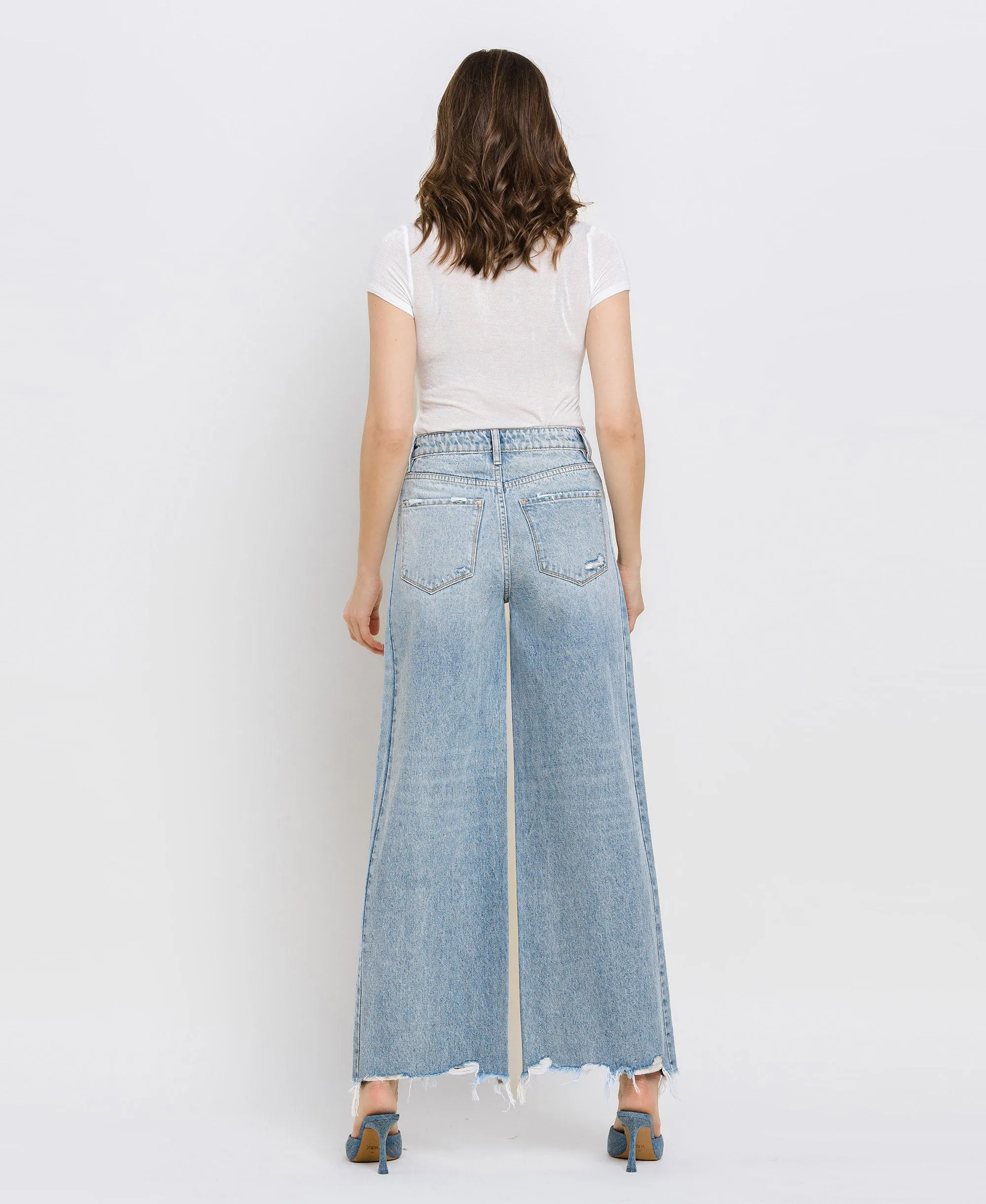 Insightful - Super High Rise Wide Leg Jeans