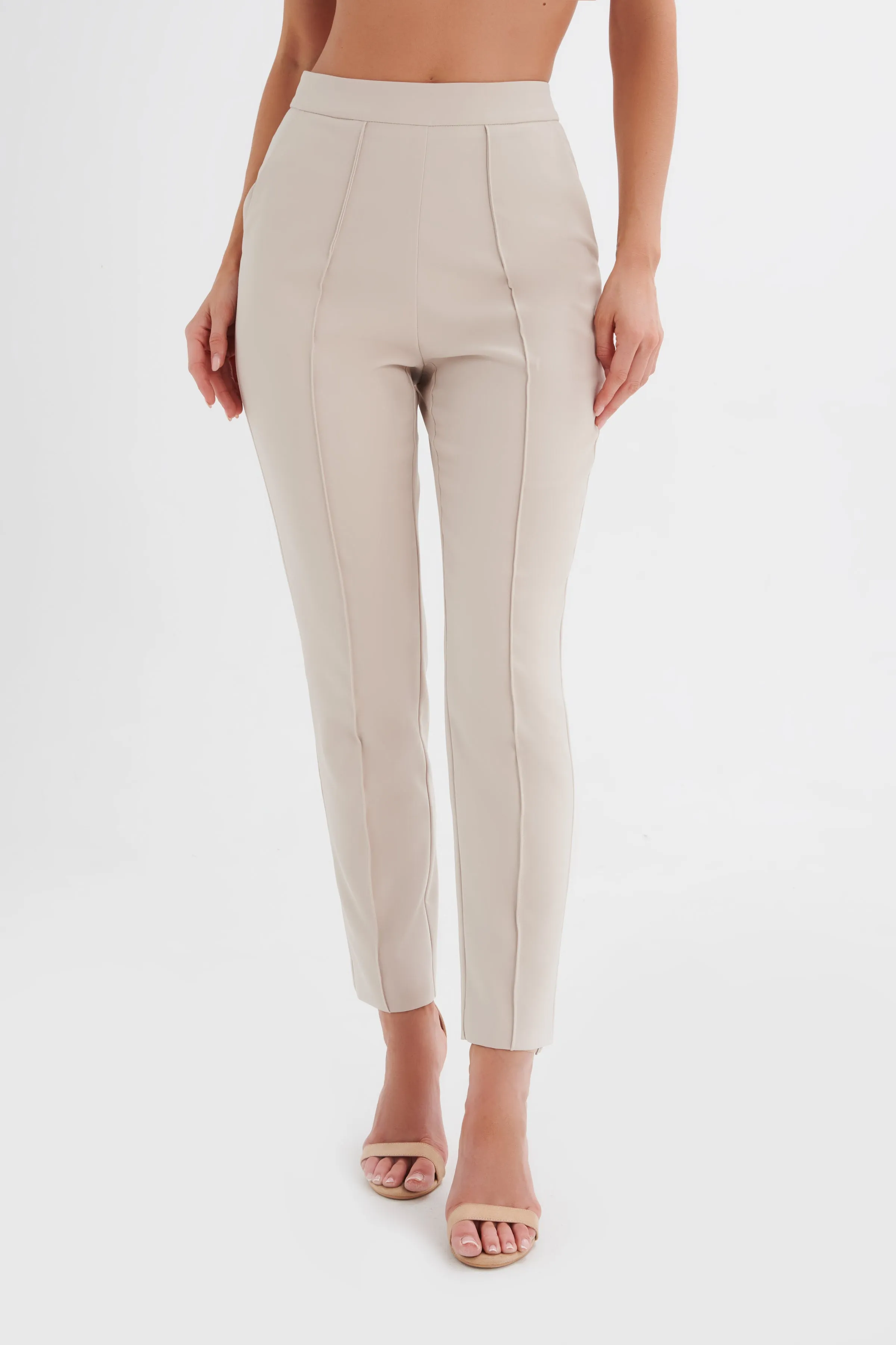 JAYDE Tailored Trousers in Champagne