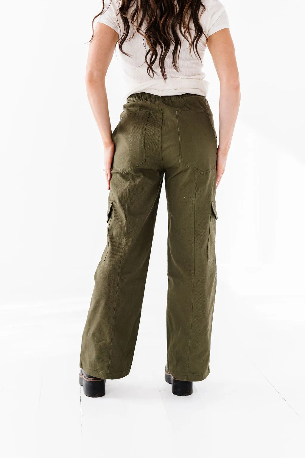 Jensen Cargo Pants in Olive