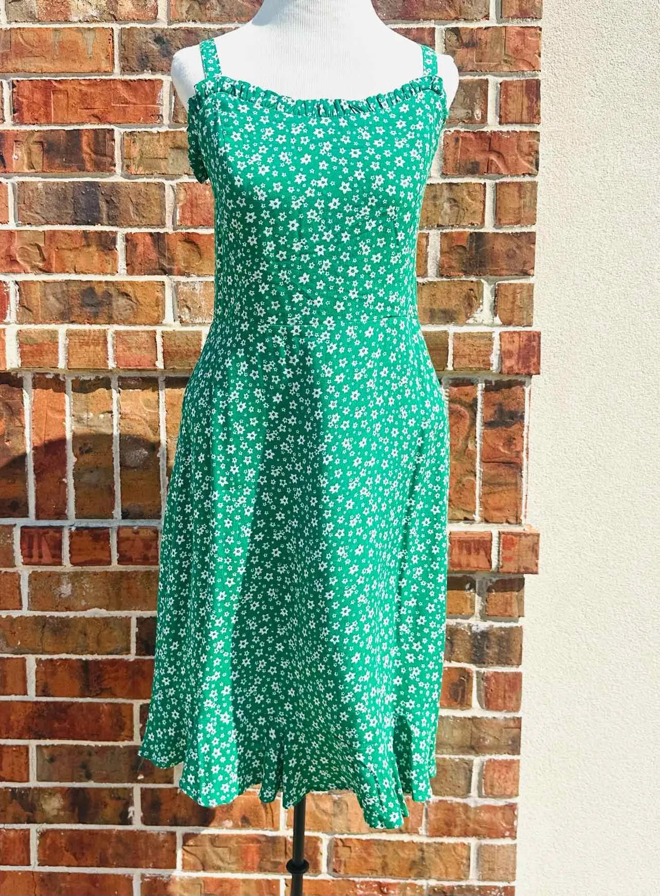 Size L Green/White Floral Dresses Dress